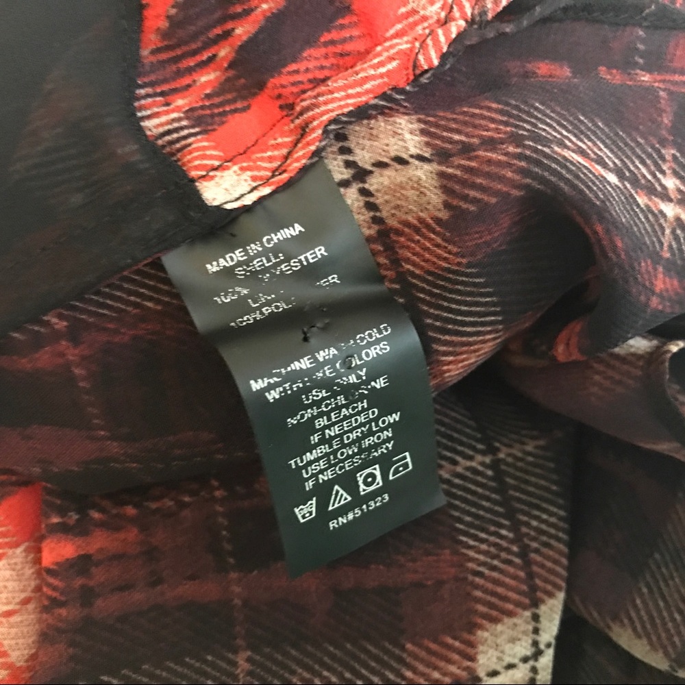 SOLD Vince Camuto Faux Wrap Plaid Blouse 2X - Picture 6 of 6